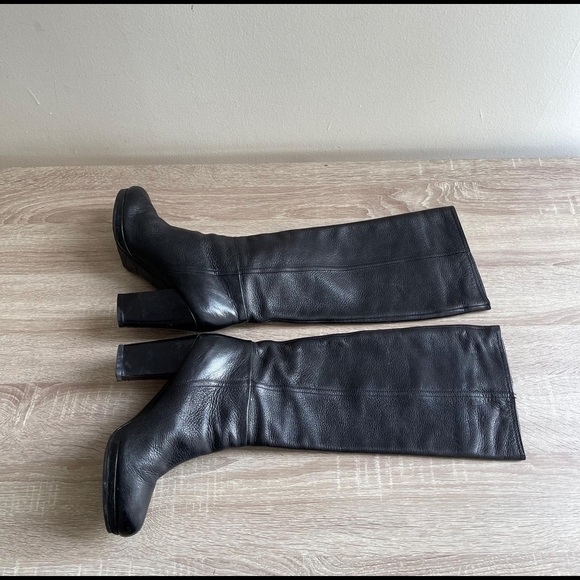 Prada Heeled Boots - Picture 4 of 10